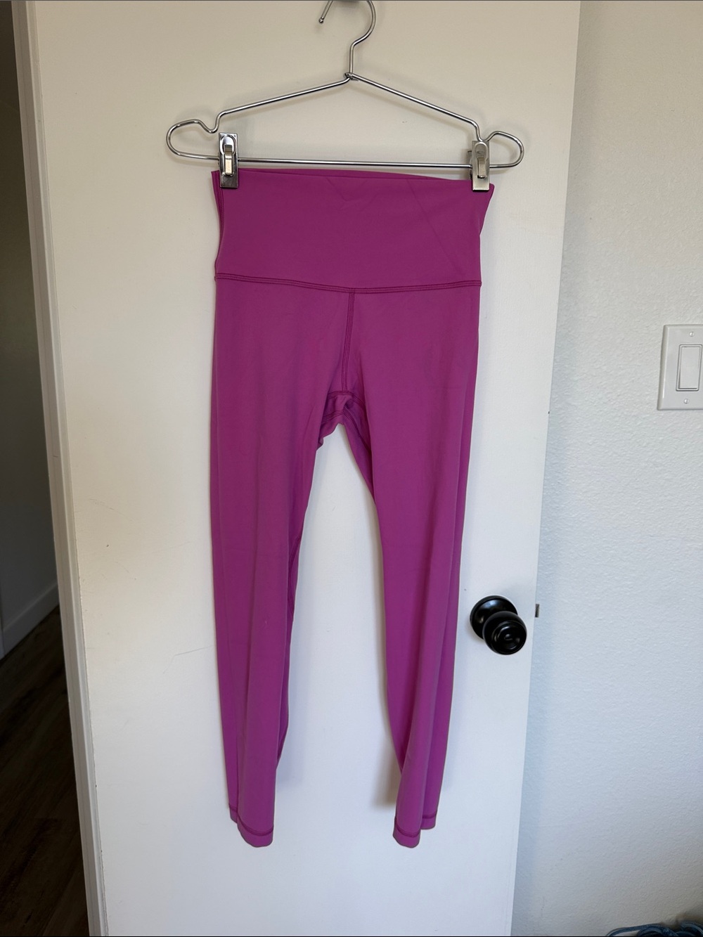 Pink lululemon align leggings